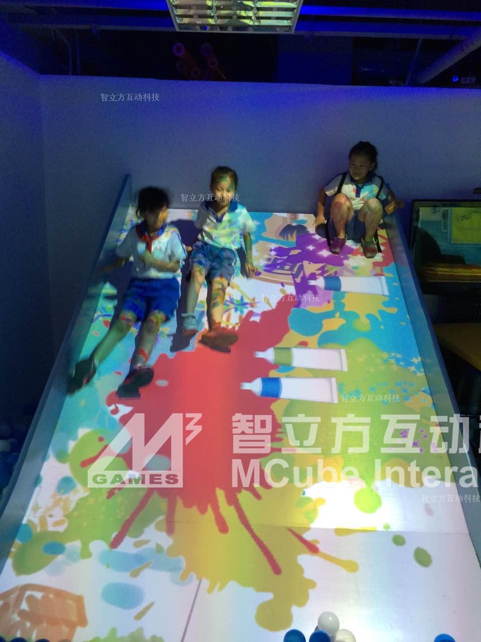儿童乐园主题乐园游戏设备智能化，互动投影智立方互动滑梯！